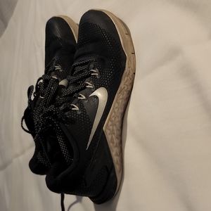 Nike metcon shoes